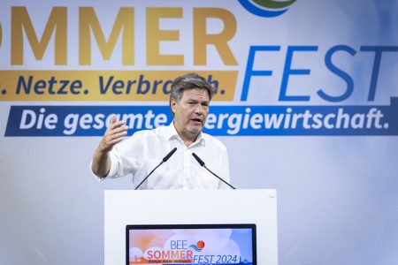 Wie Robert Habeck die populistische Rechte entlarven will