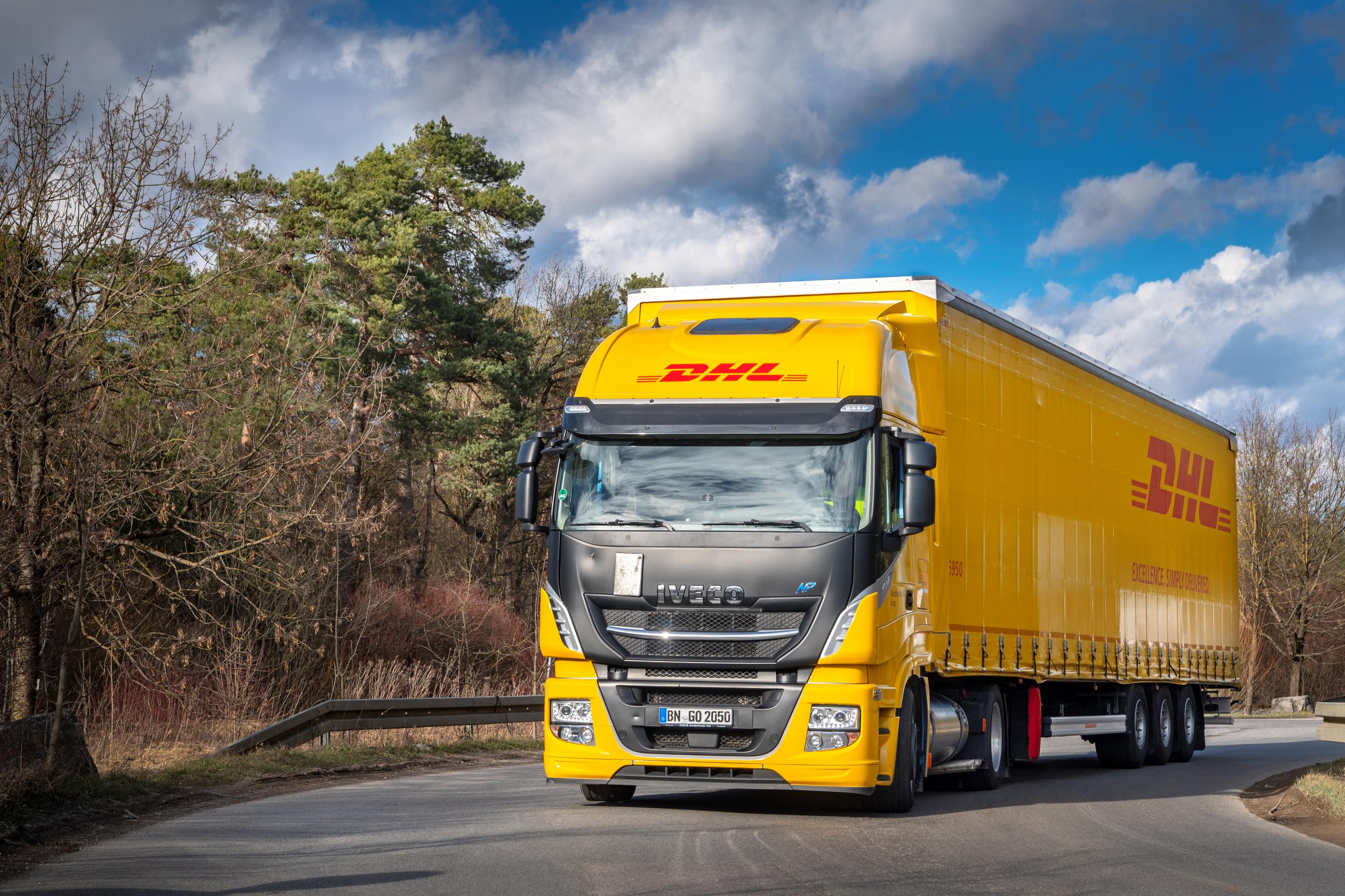 LNG DHL Freight Testet LNG Truck Von Iveco Im Logistik Alltag