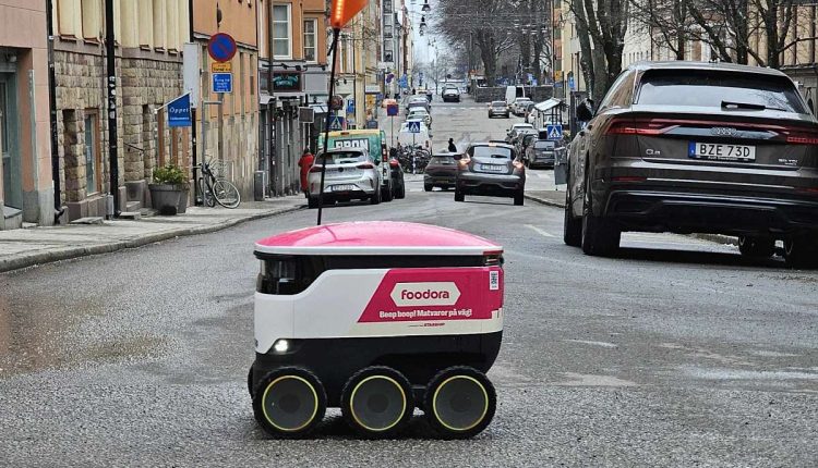 Roboter liefern Essen Starship Technologies Foodora Stockholm