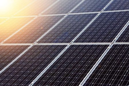 Vor COP28 im November 2023: Welt erreicht wegweisenden Solar-Kipppunkt