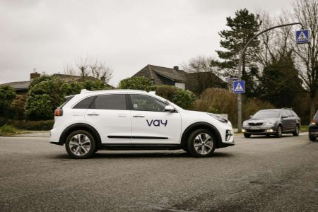 Wie Vay mit Teledriving den Weg für autonomes Fahren frei macht