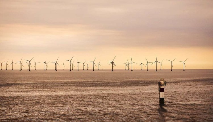 Windkraftturbinen im Meer - Windkraft-Boom