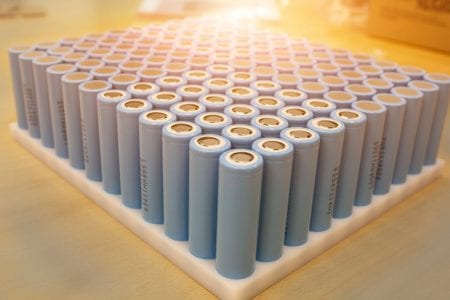 Cleantech-Unternehmen ecovolta will Brandrisiko von Elektroautos reduzieren